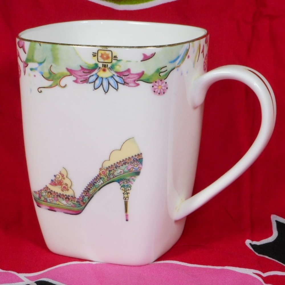 Royal Elfreda designed by Allison LL square mug